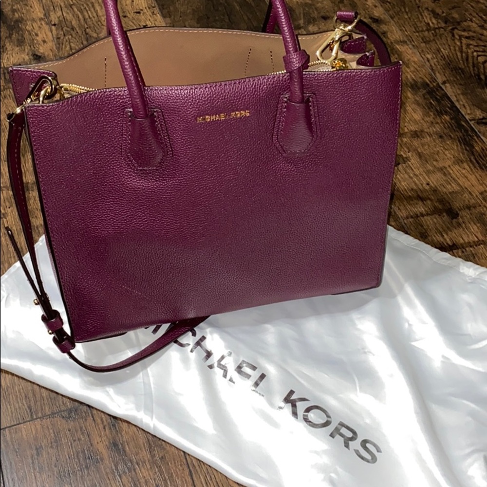 Michael Kors Large Mercer Tote